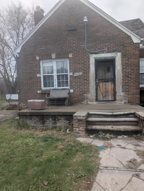 13581 Meyers Rd, Detroit, MI 48227