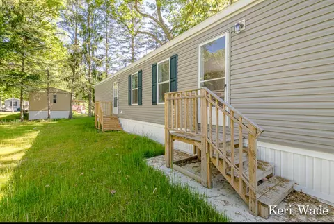 3510 Spruce St, Twin Lake, MI 49457