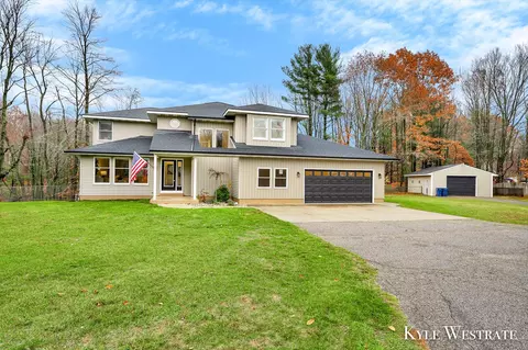 5150 Martin Rd, Norton Shores, MI 49441