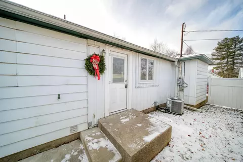 725 17th St, Jackson, MI 49203 photo 24