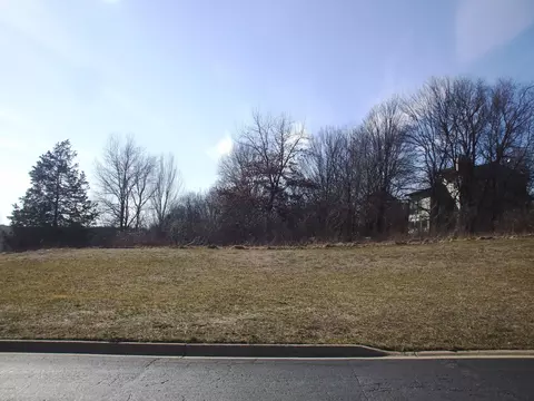 2869 Hunters Run, Kalamazoo, MI 49048