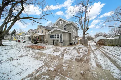 215 N Durand St, Jackson, MI 49202