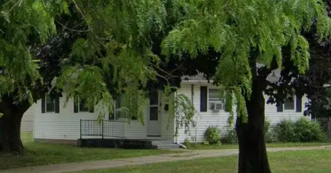 3002 Alpine St, Kalamazoo, MI 49004