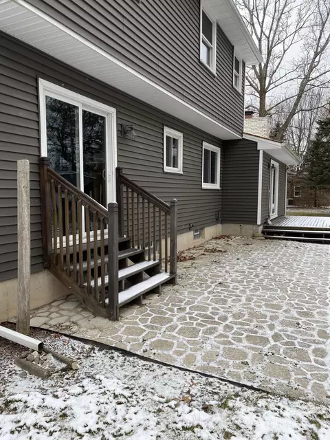 1105 E Twinbrook Dr, Dewitt, MI 48820 photo 3