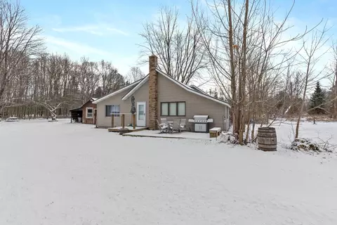 12752 Harvard Ave NE, Cedar Springs, MI 49319