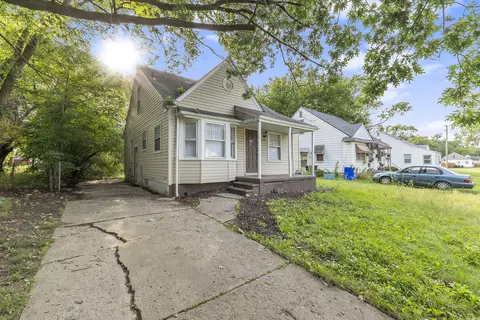 8875 Pierson St, Detroit, MI 48228