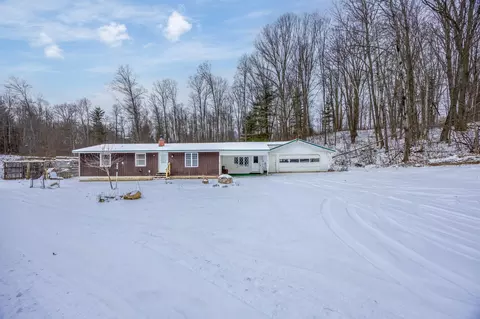 10531 90th Ave, Evart, MI 49631