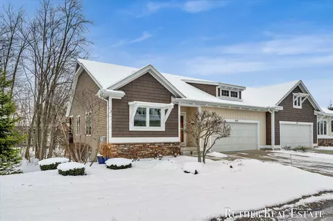 4223 Cottage Trl, Hudsonville, MI 49426
