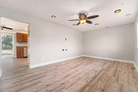 4919 Hayes St, Wayne, MI 48184 photo 6