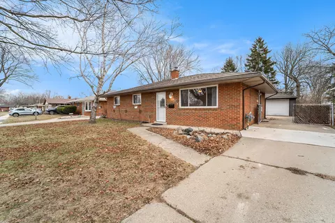 4919 Hayes St, Wayne, MI 48184 photo 3