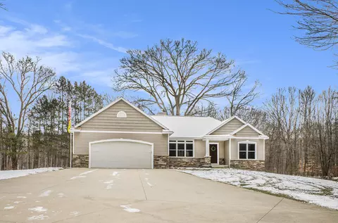 11893 Cline Rd, Ravenna, MI 49451