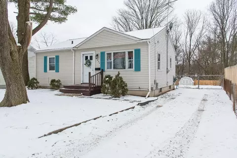 4234 S Park St, Kalamazoo, MI 49001