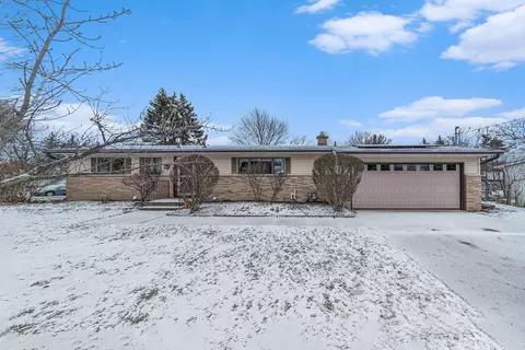 4114 Sawkaw Dr NE, Grand Rapids, MI 49525