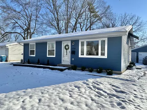 2710 Parchmount Ave, Kalamazoo, MI 49004