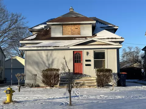 371 W 19th St, Holland, MI 49423