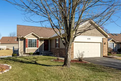 4251 Boulder Pond Dr #46, Ann Arbor, MI 48108