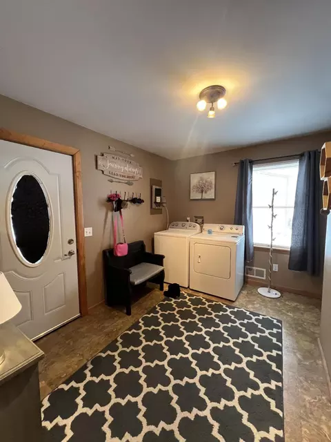 121 Water St, Belding, MI 48809 photo 17