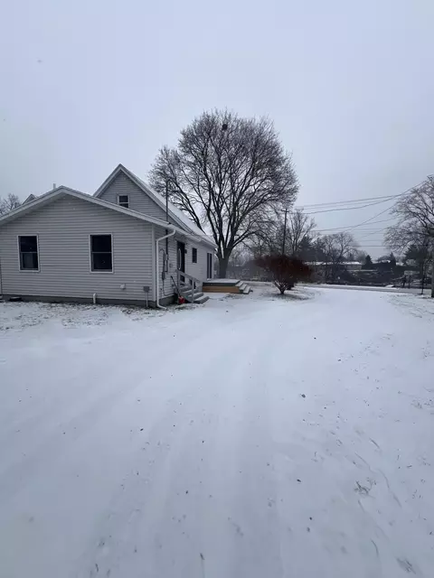 121 Water St, Belding, MI 48809 photo 6