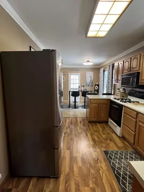 121 Water St, Belding, MI 48809 photo 9