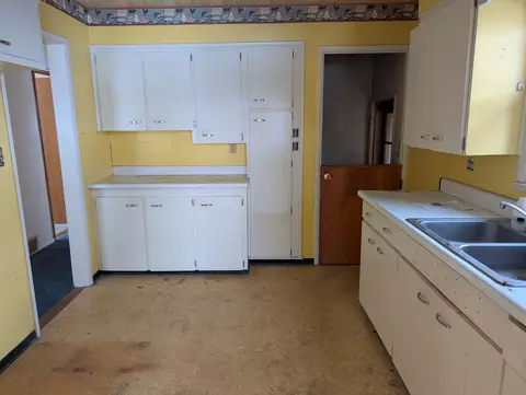 1438 Eagle St, Niles, MI 49120 photo 5