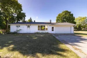 2840 Carson Hwy, Adrian, MI 49221