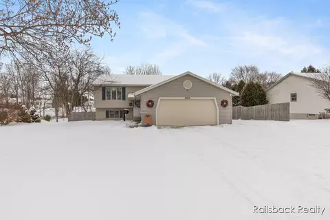 5320 32nd Ave, Hudsonville, MI 49426