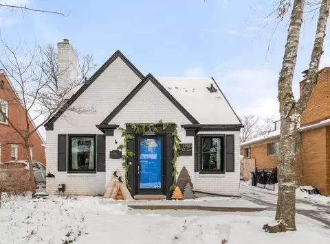 11424 Melrose, Livonia, MI 48150