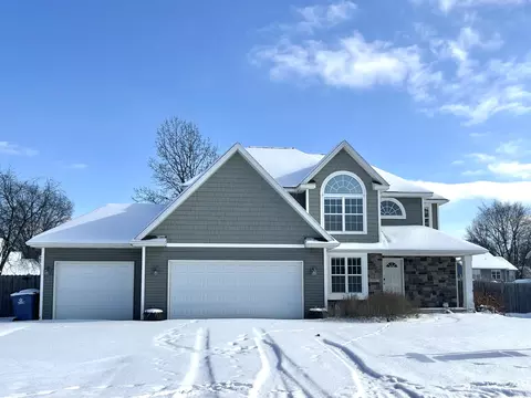 9907 Navy Pier St, Portage, MI 49002