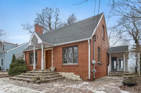 326 Marquette Dr, New Buffalo, MI 49117