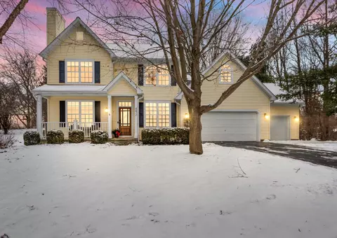 4872 Greenook Ct, Ann Arbor, MI 48103