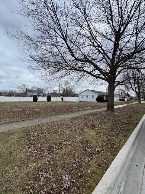 1234 John L Dr, Monroe, MI 48162 photo 4