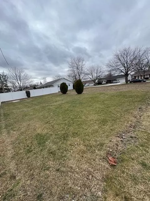 1234 John L Dr, Monroe, MI 48162 photo 6