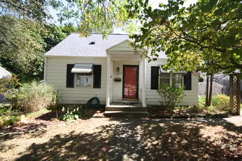 2427 Fulford St, Kalamazoo, MI 49001