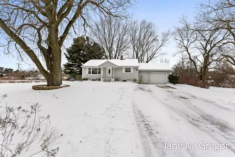 2740 W River Rd, Muskegon, MI 49445
