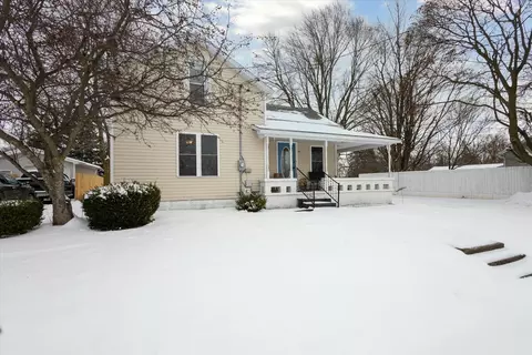 404 N Traver St, Saint Johns, MI 48879
