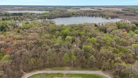 3 Forest Rd, Dowagiac, MI 49047 photo 2