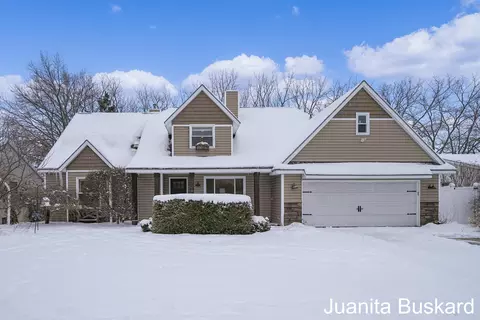 7289 Rolling Hills Dr, Hudsonville, MI 49426