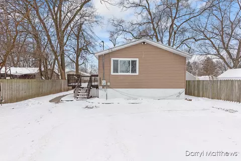 4623 Wilkshire Ave SW, Grand Rapids, MI 49548