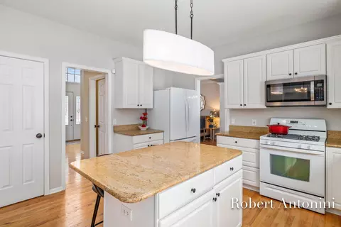 153 Fox Point Ct, Ada, MI 49301 photo 19