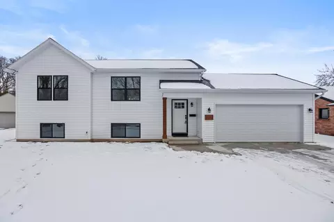 1633 Kentfield St SW, Wyoming, MI 49519