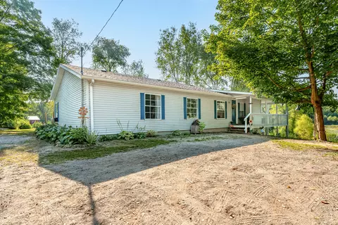565 M-40, Gobles, MI 49055 photo 50