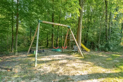 565 M-40, Gobles, MI 49055 photo 34