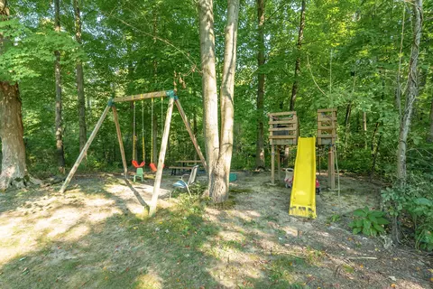 565 M-40, Gobles, MI 49055 photo 35