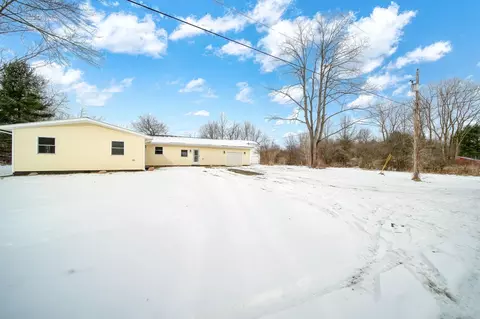 5884 Horace Rd, Jackson, MI 49201 photo 2