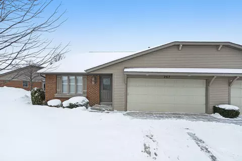 267 Interlaken Ct, Zeeland, MI 49464