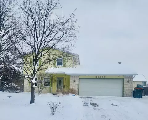 11068 Radcliff Dr, Allendale, MI 49401