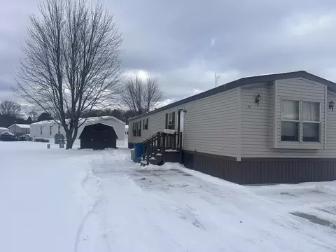 4150 Whisperwood Way S, Muskegon, MI 49442