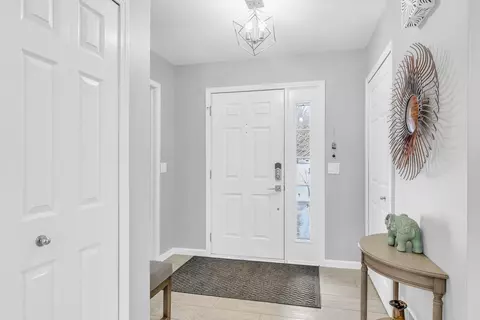 696 Cobblestone Trl, Howell, MI 48843 photo 11