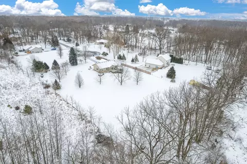 696 Cobblestone Trl, Howell, MI 48843 photo 51