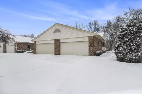 1176 Amberwood West Dr SW, Byron Center, MI 49315